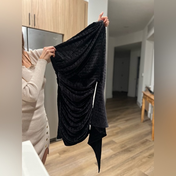 Michael Costello Tallulah Dress | Beautiful, Rich, Velvet - Picture 3 of 5